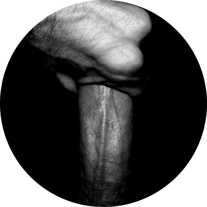 Penis grande después de usar gel gigante